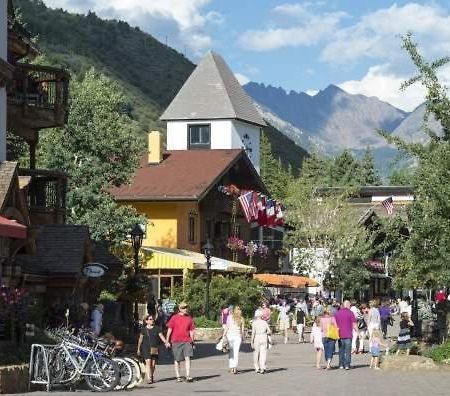 Village Center Condos Vail Extérieur photo